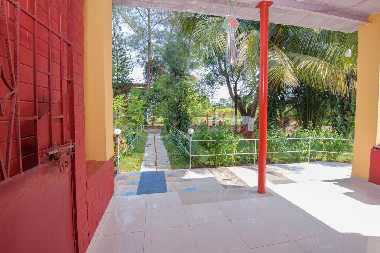 Prajakta Rest House Alībāg Exterior foto